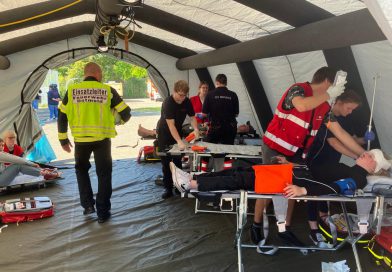 Reizgasangriff – 200 ehrenamtliche Kräfte üben den Ernstfall