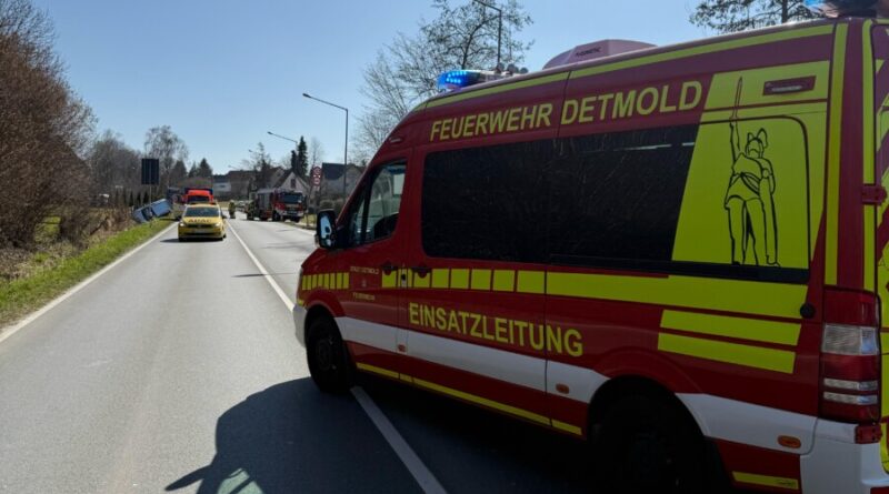 Verkehrsunfall auf der Lemgoer Straße – Eine Person eingeschlossen